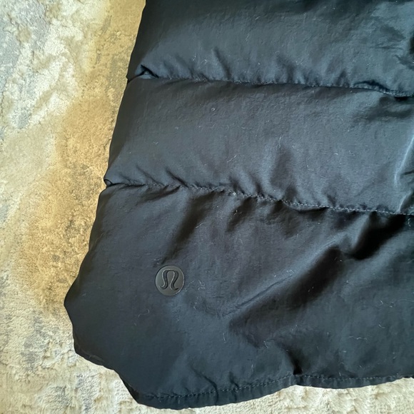 Lululemon Just Enough Puff Jacket - Picture 10 of 13